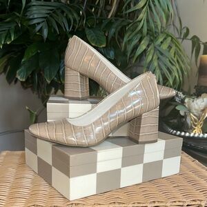 Anne Klein Beige Croc-Embossed Heels